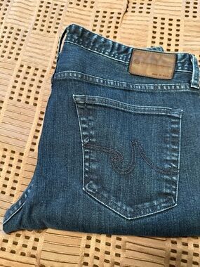 Slim Straight Men's Jeans in Dark Blue Denim